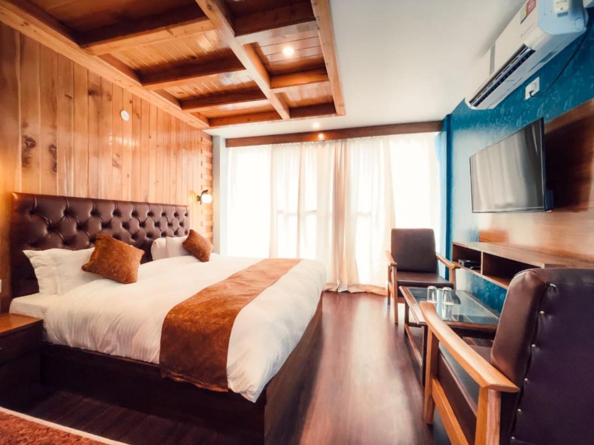 Winterline Resort Near Mall Road Manali - Centrally Heated & Air Cooled Екстер'єр фото