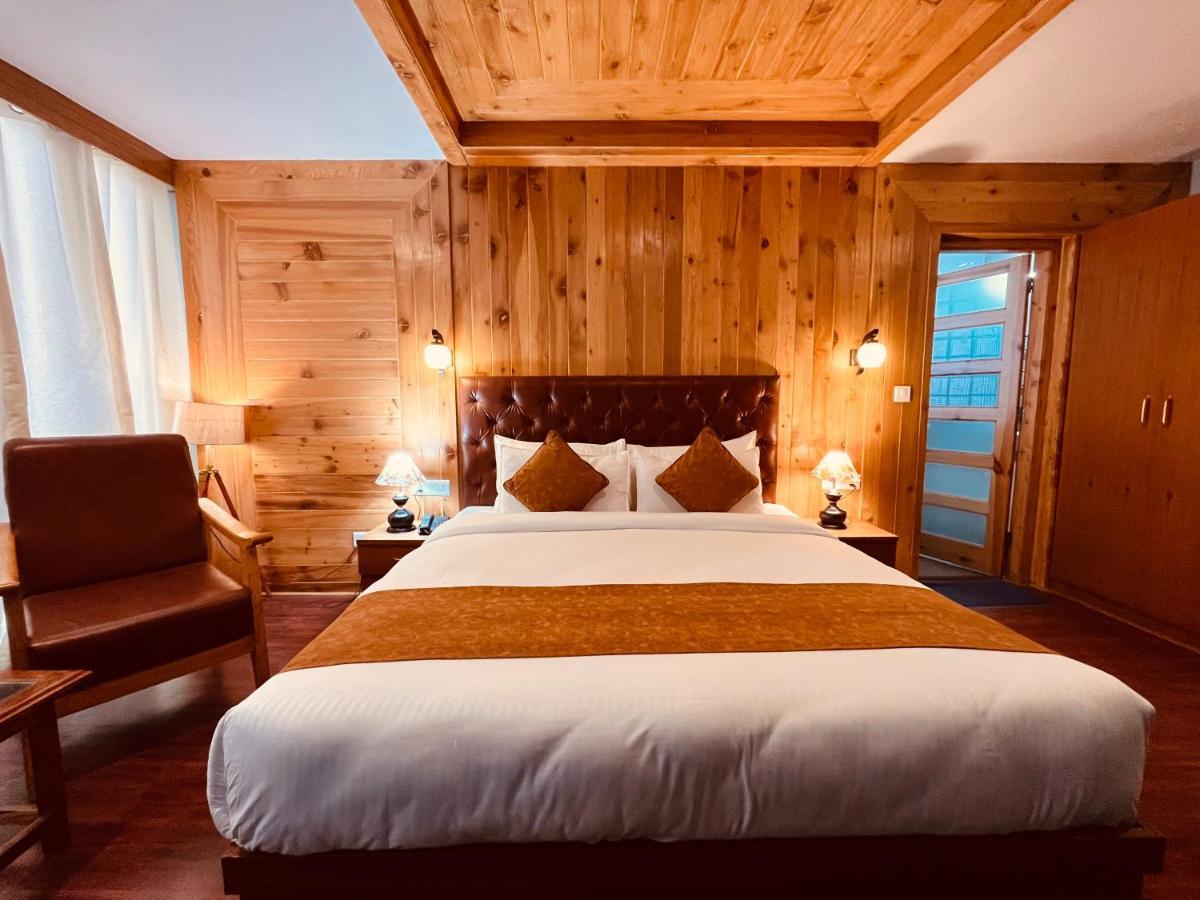 Winterline Resort Near Mall Road Manali - Centrally Heated & Air Cooled Екстер'єр фото