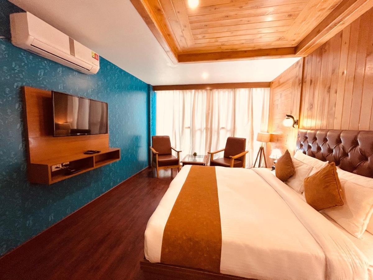 Winterline Resort Near Mall Road Manali - Centrally Heated & Air Cooled Екстер'єр фото