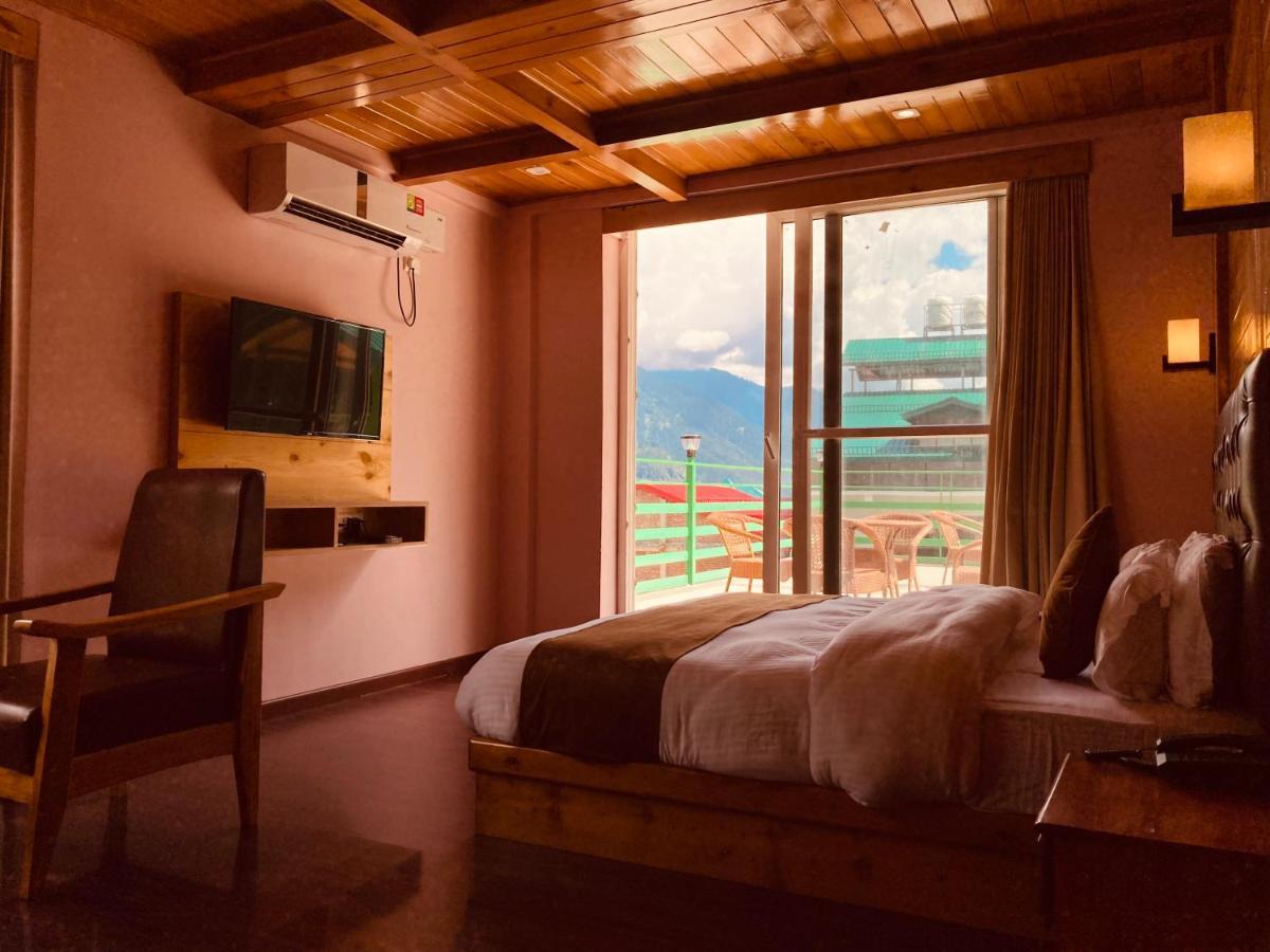 Winterline Resort Near Mall Road Manali - Centrally Heated & Air Cooled Екстер'єр фото