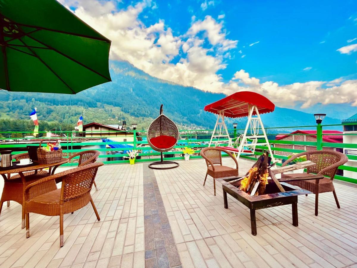 Winterline Resort Near Mall Road Manali - Centrally Heated & Air Cooled Екстер'єр фото