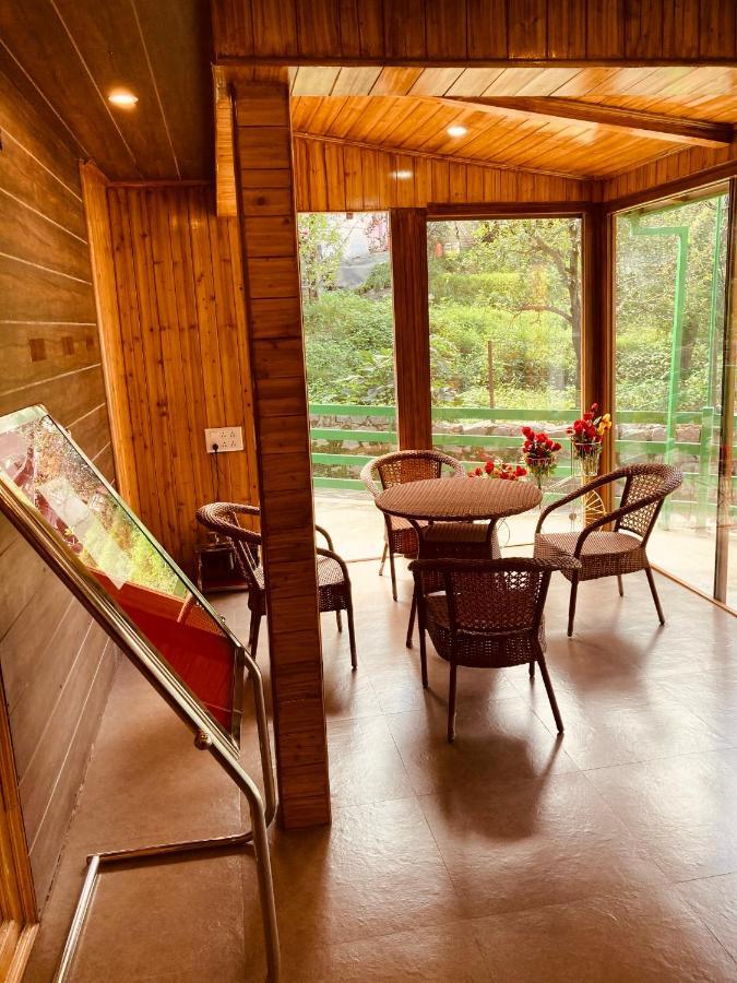 Winterline Resort Near Mall Road Manali - Centrally Heated & Air Cooled Екстер'єр фото