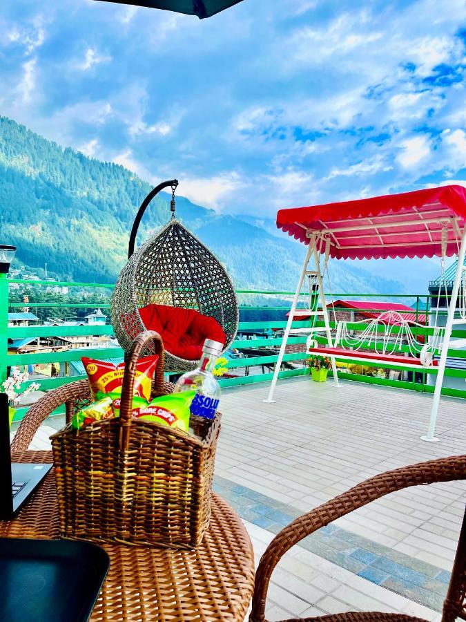 Winterline Resort Near Mall Road Manali - Centrally Heated & Air Cooled Екстер'єр фото